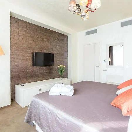 Hotel Mysterius Carnival 3*