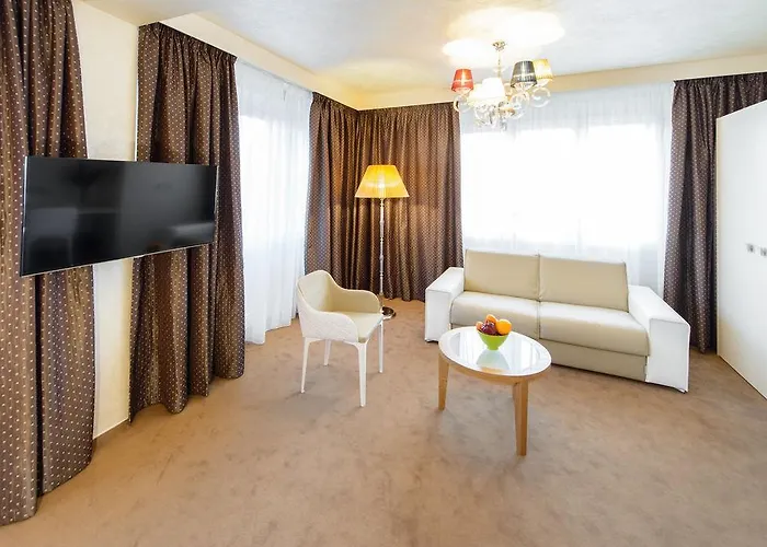 Hotel Mysterius Carnival 3*